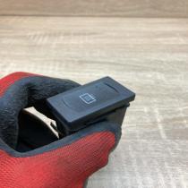 3B0959621E   Windscreen/window heater switch Volkswagen PASSAT B5