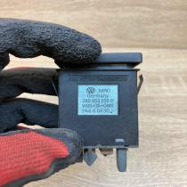 3B0953235D   Hazard light switch Volkswagen PASSAT B5.5