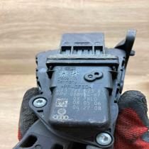 4F1721523B   Accelerator throttle pedal Audi A6 S6 C6 4F