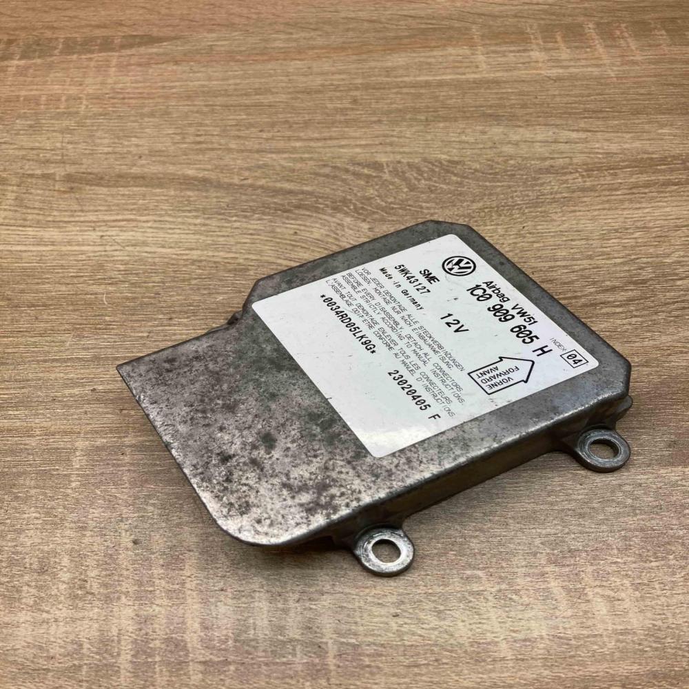 1C0909605H 5WK43127  Airbag control unit/module Skoda Octavia Mk2 (1Z)