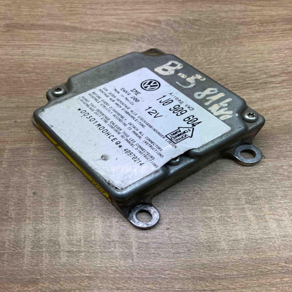 1J0909604 5WK4200  Airbag control unit/module Volkswagen PASSAT B5