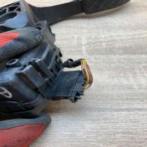 8E1721523C 6PV008375 05 With Plug Accelerator throttle pedal Audi A4 S4 B7 8E 8H