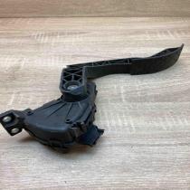 8D1723523N 6PV008376  Accelerator throttle pedal Volkswagen PASSAT B5.5