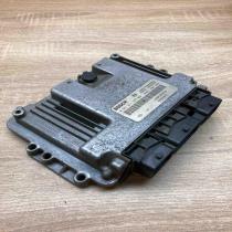 8200305678 0281011275  Engine control unit/module ECU Renault Megane II