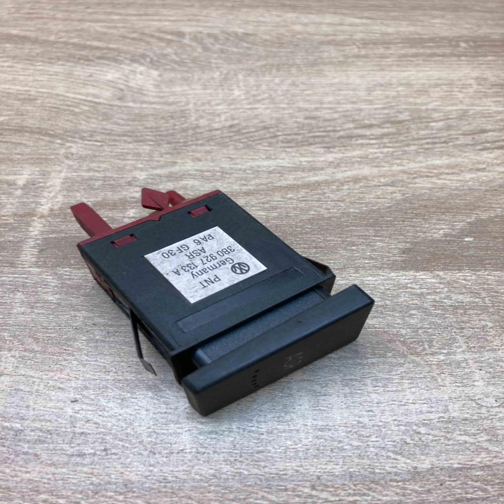 3B0927133A   Traction control (ASR) switch Volkswagen PASSAT B5