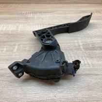 8D1723523M 6PV008376 With Plug Accelerator throttle pedal Volkswagen PASSAT B5.5