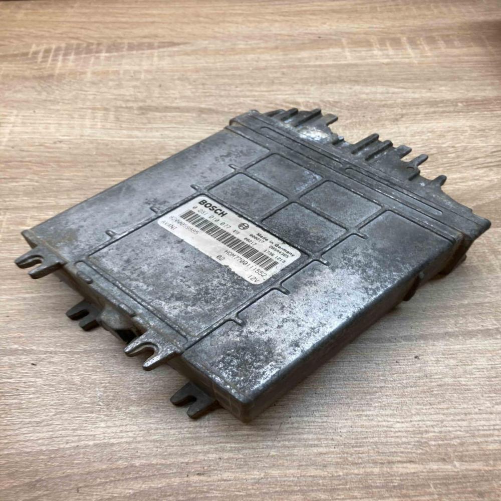 7700111552 0281010077  Engine control unit/module ECU Renault Megane I
