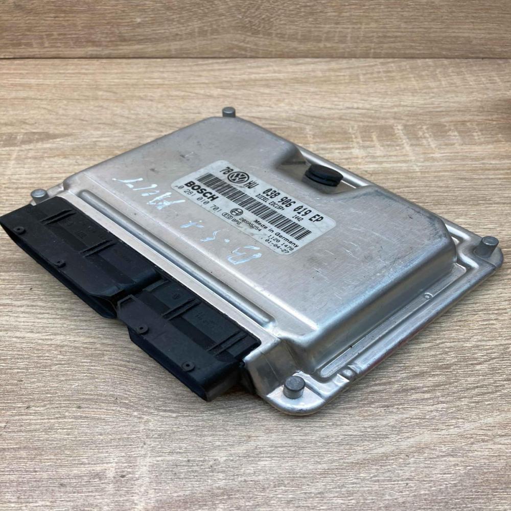 038906019EP 0281010701  Engine control unit/module ECU Volkswagen PASSAT B5.5