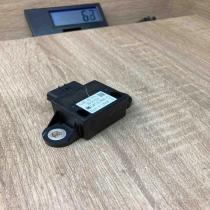 GJ6E 43 7Y1 3922001  Airbag deployment crash/impact sensor Mazda 6