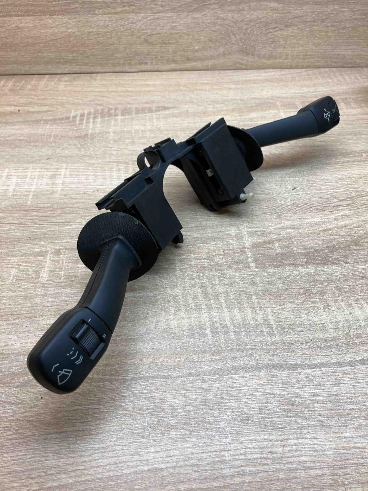 1162088 8352172  Wiper turn signal indicator stalk/switch BMW 5 E39