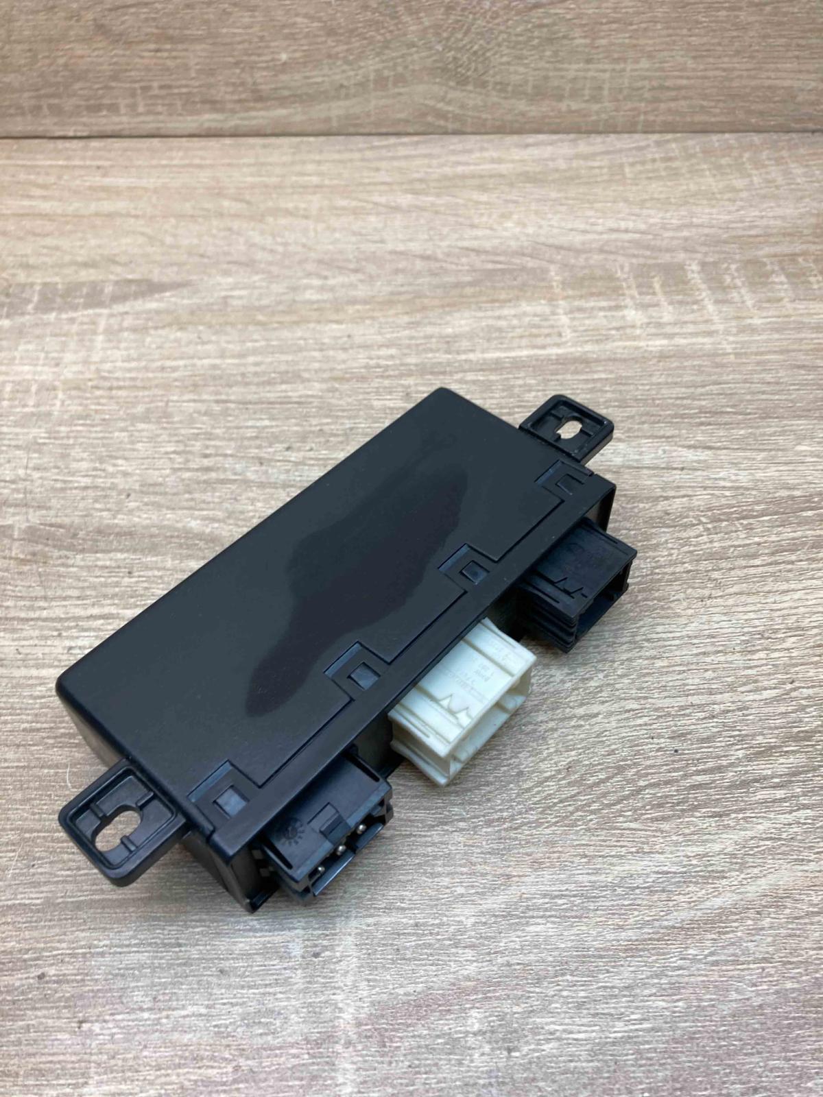 6904255 689667  Door control unit/module BMW 5 E39