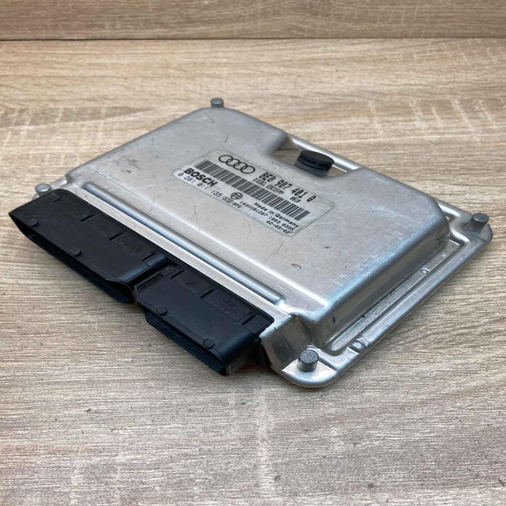 8E0907401Q 0281011135  Engine control unit/module ECU Audi A4 S4 B6 8E 8H