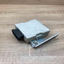 150696 85940 0F010 A  Window wiper relay Toyota Avensis T250