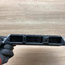 8200527713 0281012588  Engine control unit/module ECU Renault Laguna II