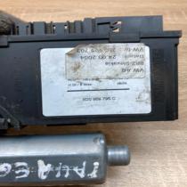 3D0959795C 7L0959703B  Rear door window regulator motor Volkswagen Touareg I