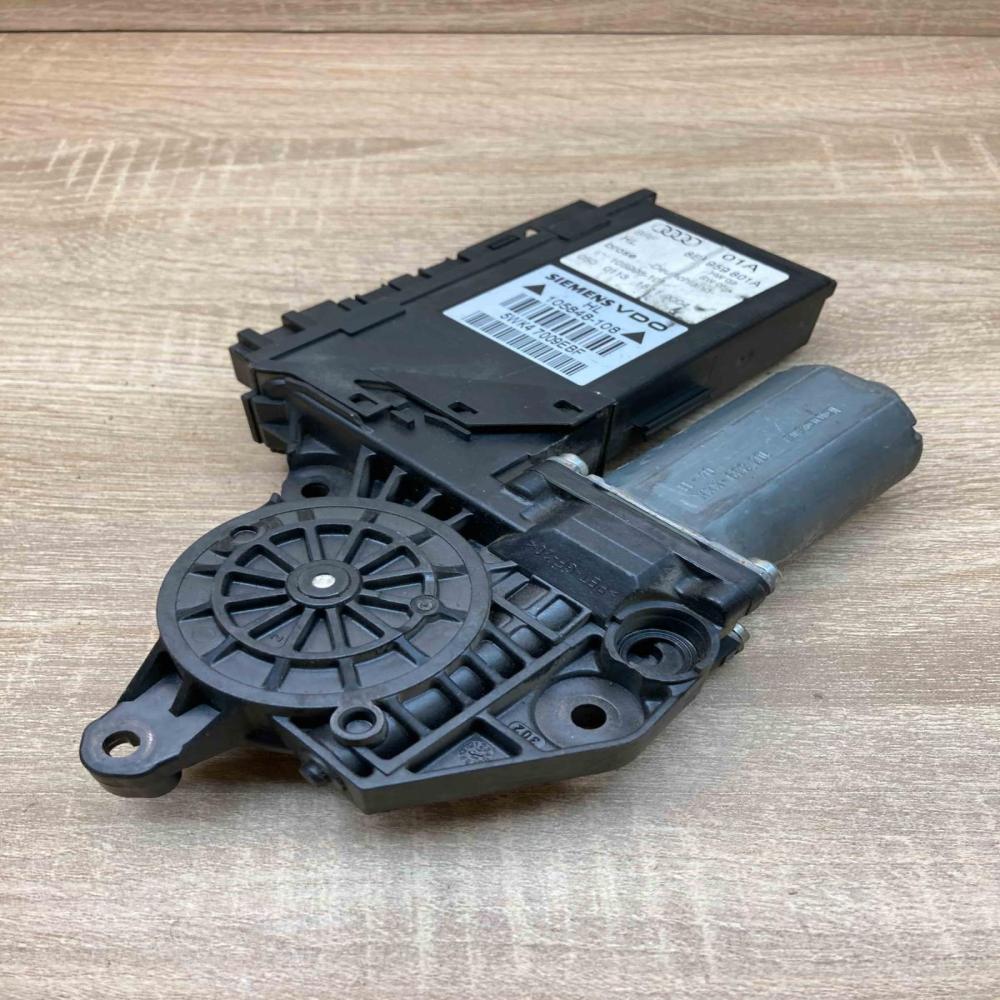 8E0959801A 5WK47009EBF  Rear door window regulator motor Audi A4 S4 B6 8E 8H