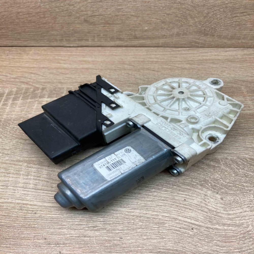 1K0959704P 993425 200  Rear door window regulator motor Volkswagen PASSAT B6