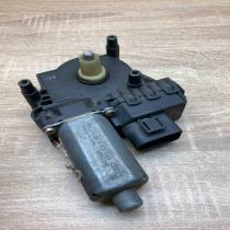 0130821784 1703008041  Rear door window regulator motor Audi A6 S6 C4 4A