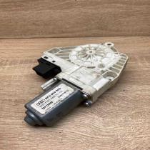 8K0959802   Front door window regulator motor Audi A4 S4 B8 8K