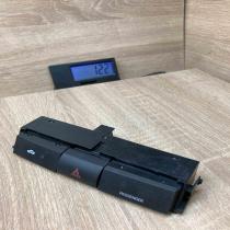 153965   Hazard light switch Toyota Corolla Verso AR10