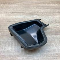 Headlight Dust Cover  RH Headlight/headlamp dust cover Mercedes-Benz E W211