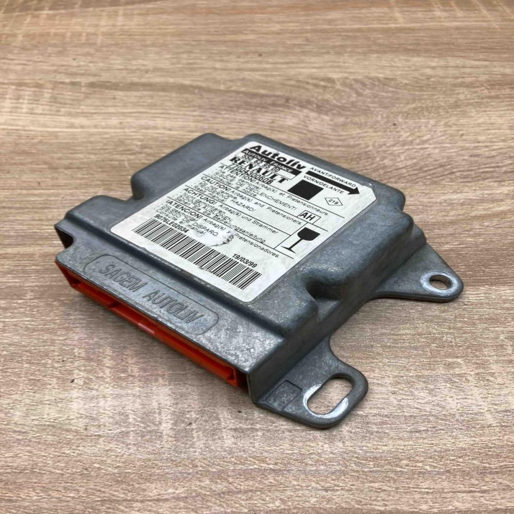 7700430060B 550629500 Used Airbag control unit/module Renault Megane I