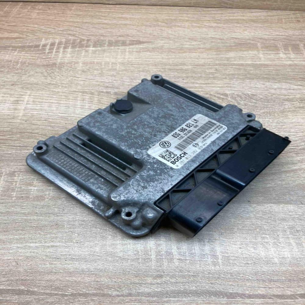 03G906021LN 0281013282  Engine control unit/module ECU Seat Altea