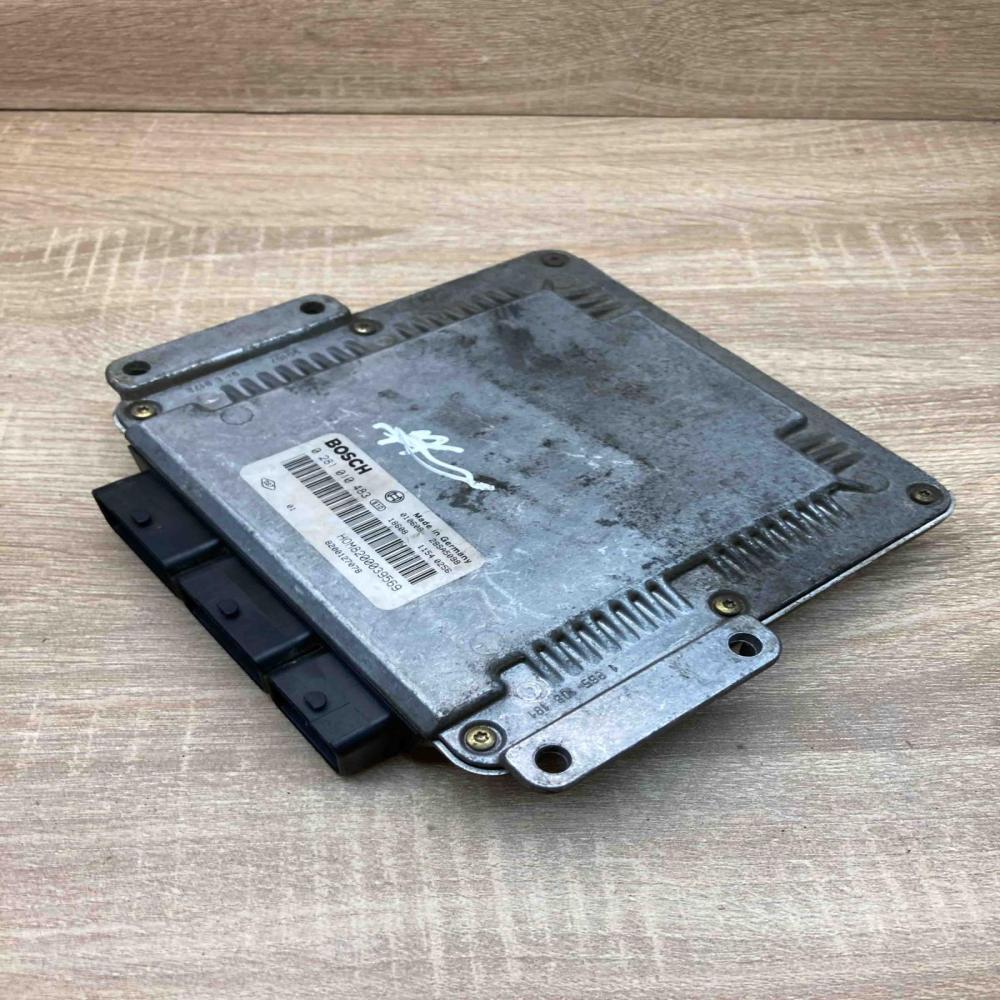 8200039569 0281010483  Engine control unit/module ECU Renault Laguna II