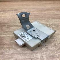89741 05051 73111487  Door control unit/module Toyota Avensis T250
