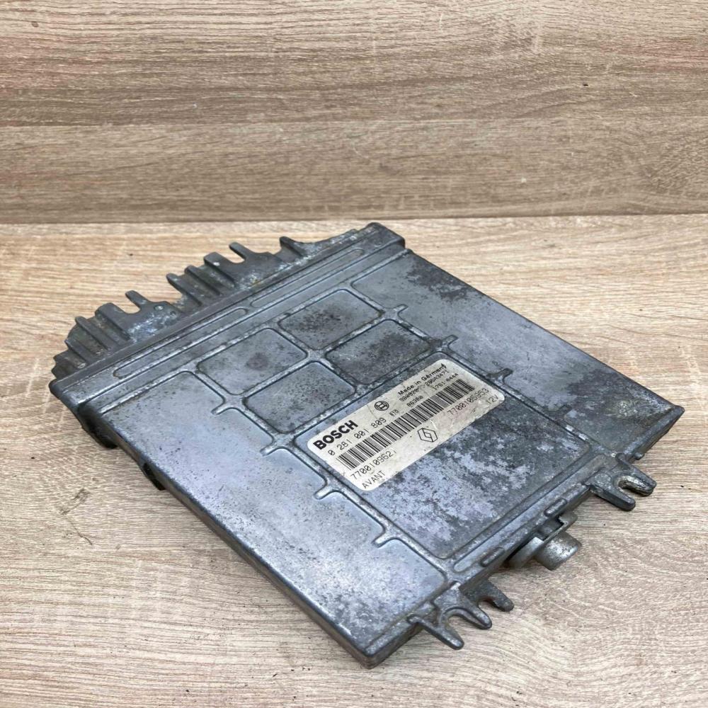 7700109621 7700105953  Engine control unit/module ECU Renault Scenic I