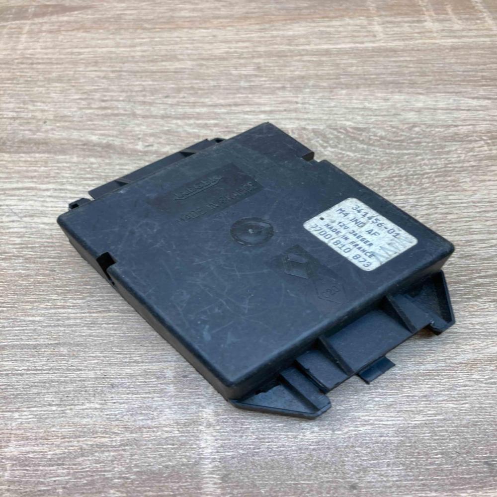 7700810873 341456 01  Central body control module Renault Laguna I