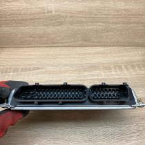 8D0907558F 0261204614  Engine control unit/module ECU Volkswagen PASSAT B5