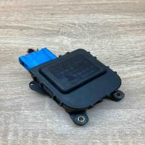 8D1820511B 0132801149 With Plug Air flap motor/actuator Skoda Superb B5 (3U)