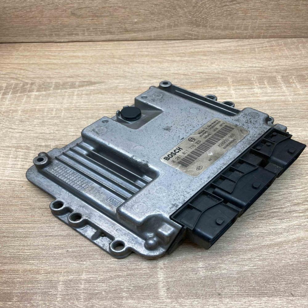 8200391966 8200396508  Engine control unit/module ECU Renault Scenic II -  Grand