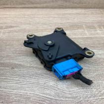 8D1820511B 0132801116 With Plug Air flap motor/actuator Volkswagen PASSAT B5
