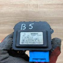 8D1820511B 0132801116 With Plug Air flap motor/actuator Volkswagen PASSAT B5
