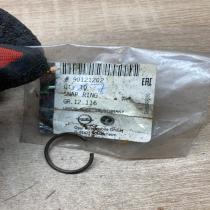 90121202  GM Circlip Other front suspension part Opel Mokka