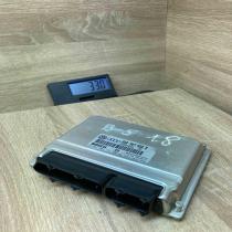 8D0907558B 0261204774  Engine control unit/module ECU Volkswagen PASSAT B5