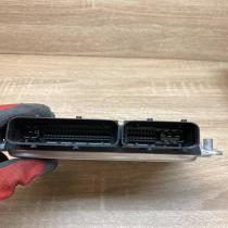 038906019KD 0281011205  Engine control unit/module ECU Skoda Superb B5 (3U)