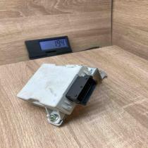 150696 85940 05020  Window wiper relay Toyota Avensis T250