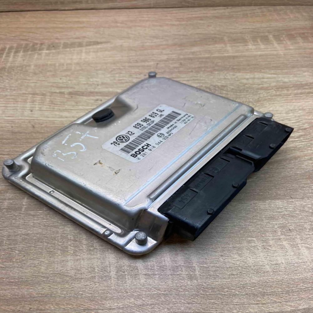 038906019GL 0281010944  Engine control unit/module ECU Volkswagen PASSAT B5