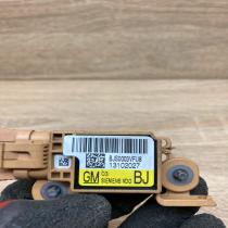 13102027   Airbag deployment crash/impact sensor Opel Vectra C