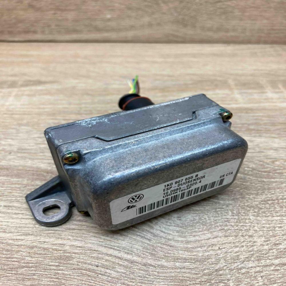 1K0907655B 100985 03204 Used With Plug ESP acceleration yaw rate sensor Volkswag