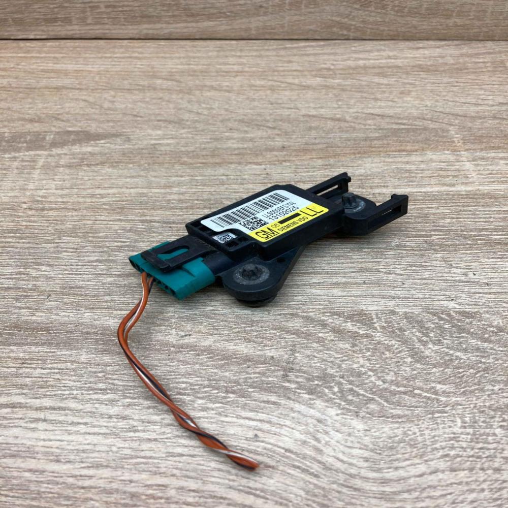13102025 With Plug LL Airbag deployment crash/impact sensor Opel Vectra C