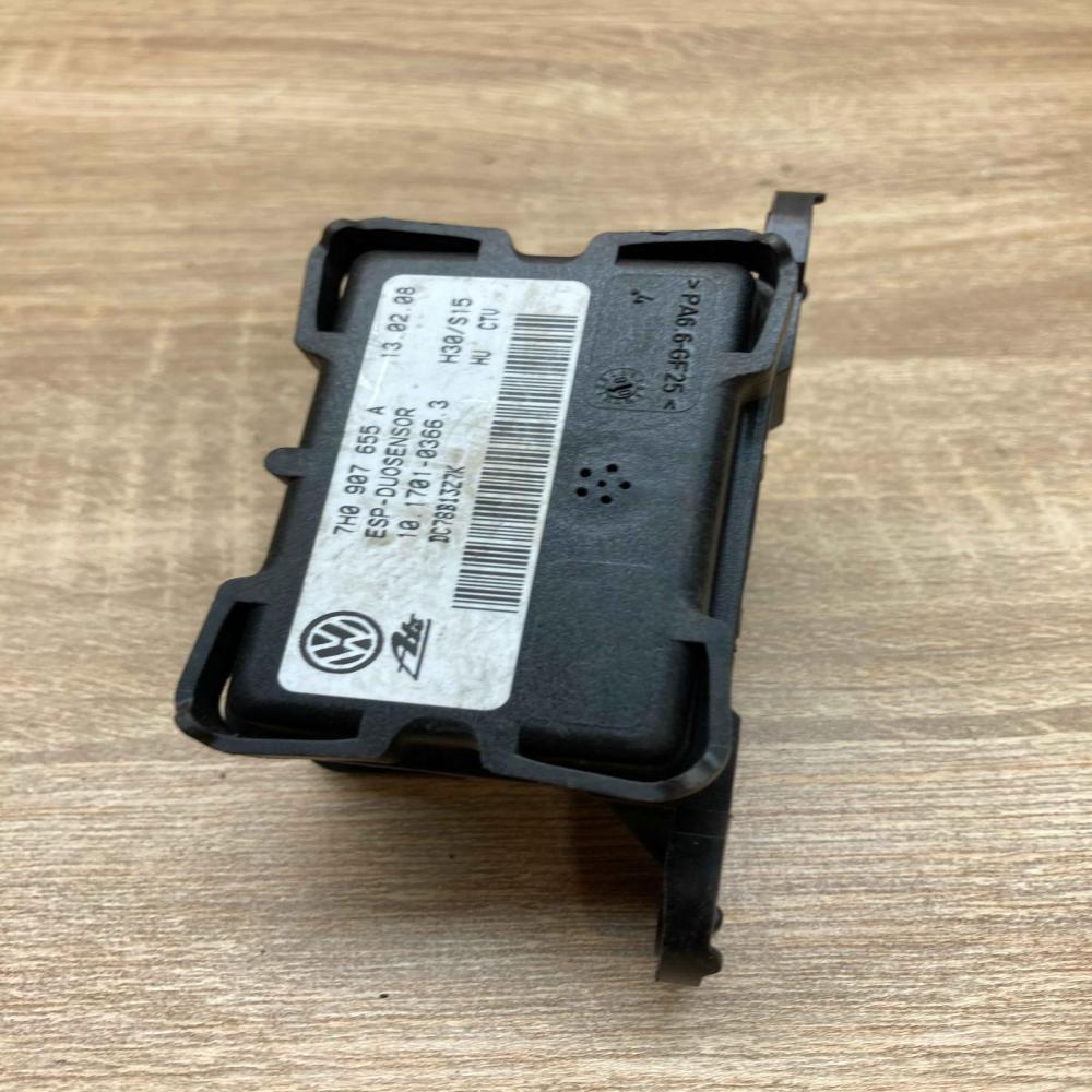 7H0907655A 101701 03663  ESP acceleration yaw rate sensor Audi A3 S3 8P