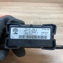 7H0907655A 101701 03663  ESP acceleration yaw rate sensor Audi A3 S3 8P