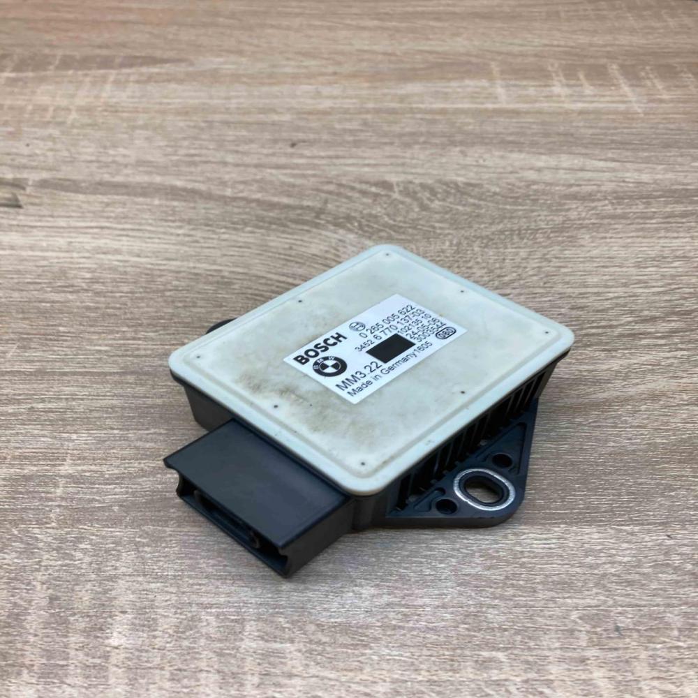 6770137 0265005622  ESP acceleration yaw rate sensor BMW 5 E60 E61