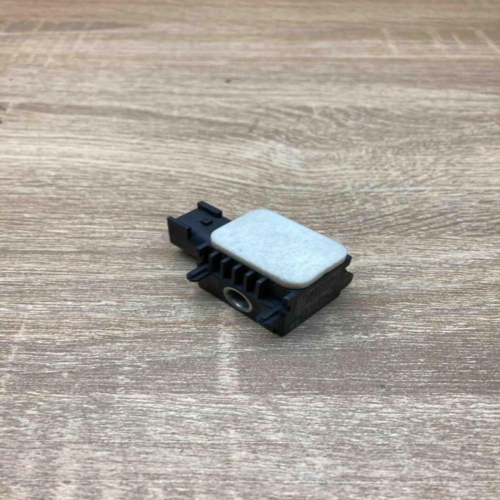 3M5T 14B342 AB   Airbag deployment crash/impact sensor Ford Focus C-MAX