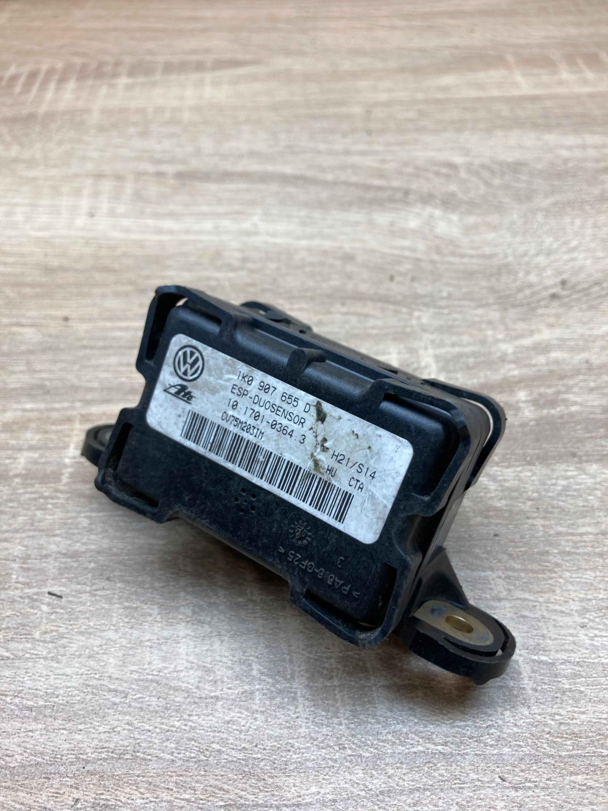 1K0907655D 101701 03643  ESP acceleration yaw rate sensor Volkswagen Caddy