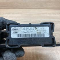 1K0907655D 101701 03643  ESP acceleration yaw rate sensor Volkswagen Caddy